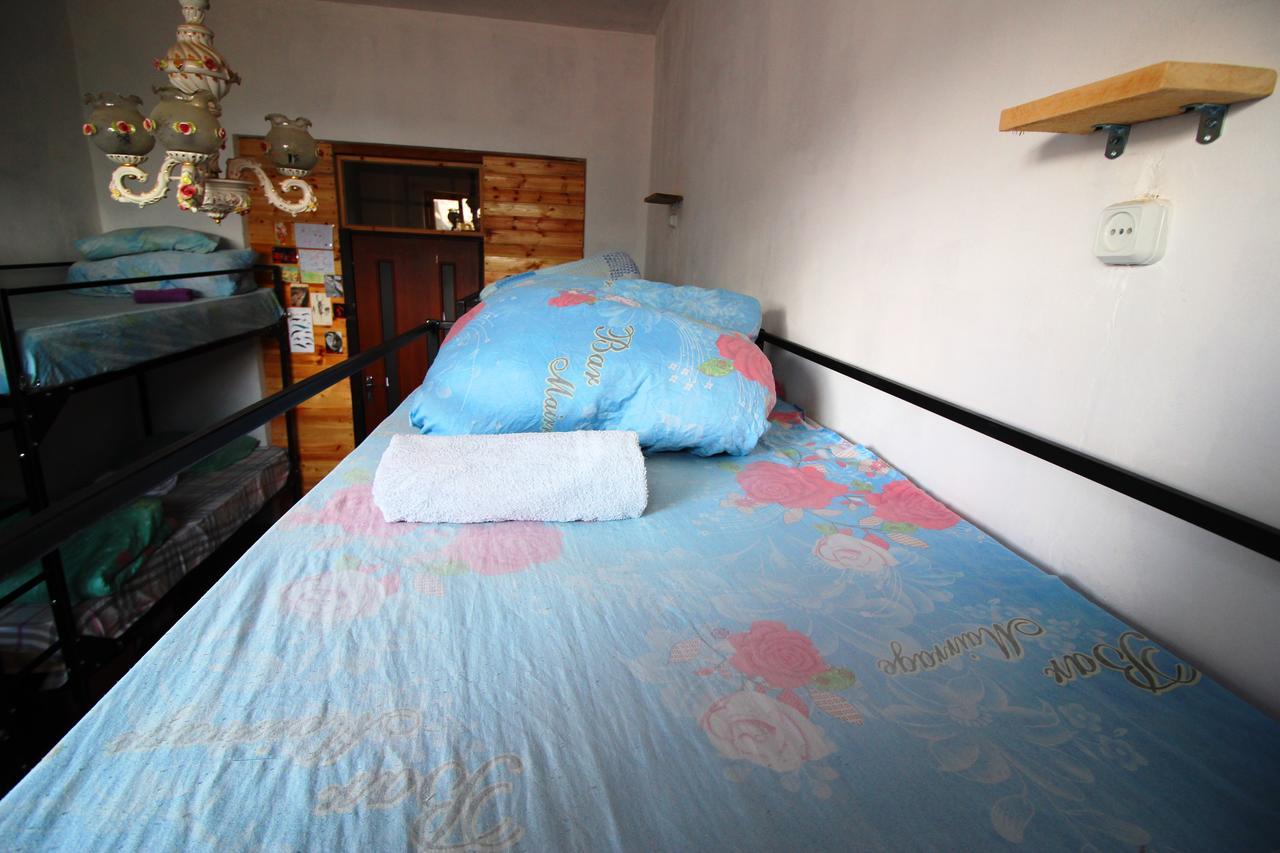 Sheni Hostel Тбілісі Екстер'єр фото