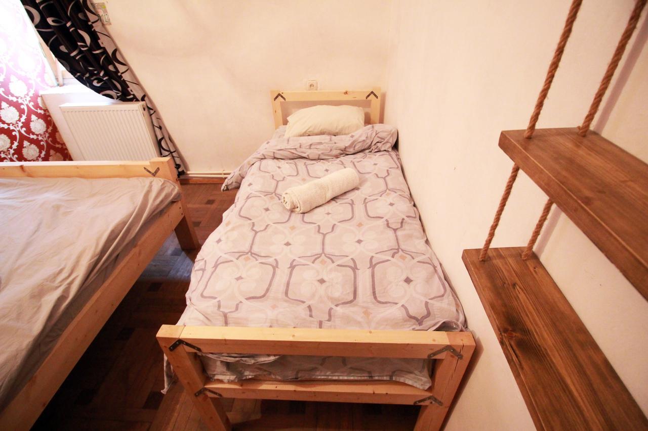 Sheni Hostel Тбілісі Екстер'єр фото