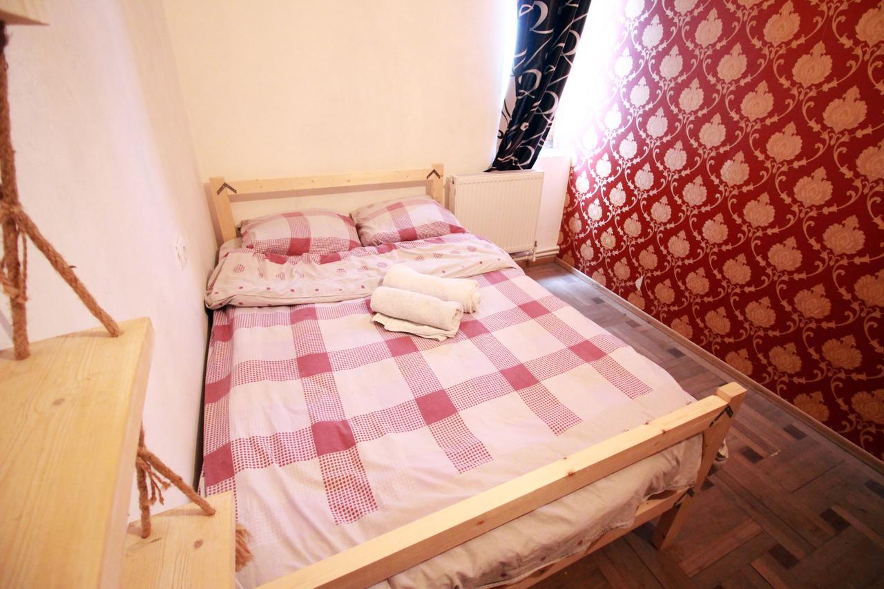 Sheni Hostel Тбілісі Екстер'єр фото