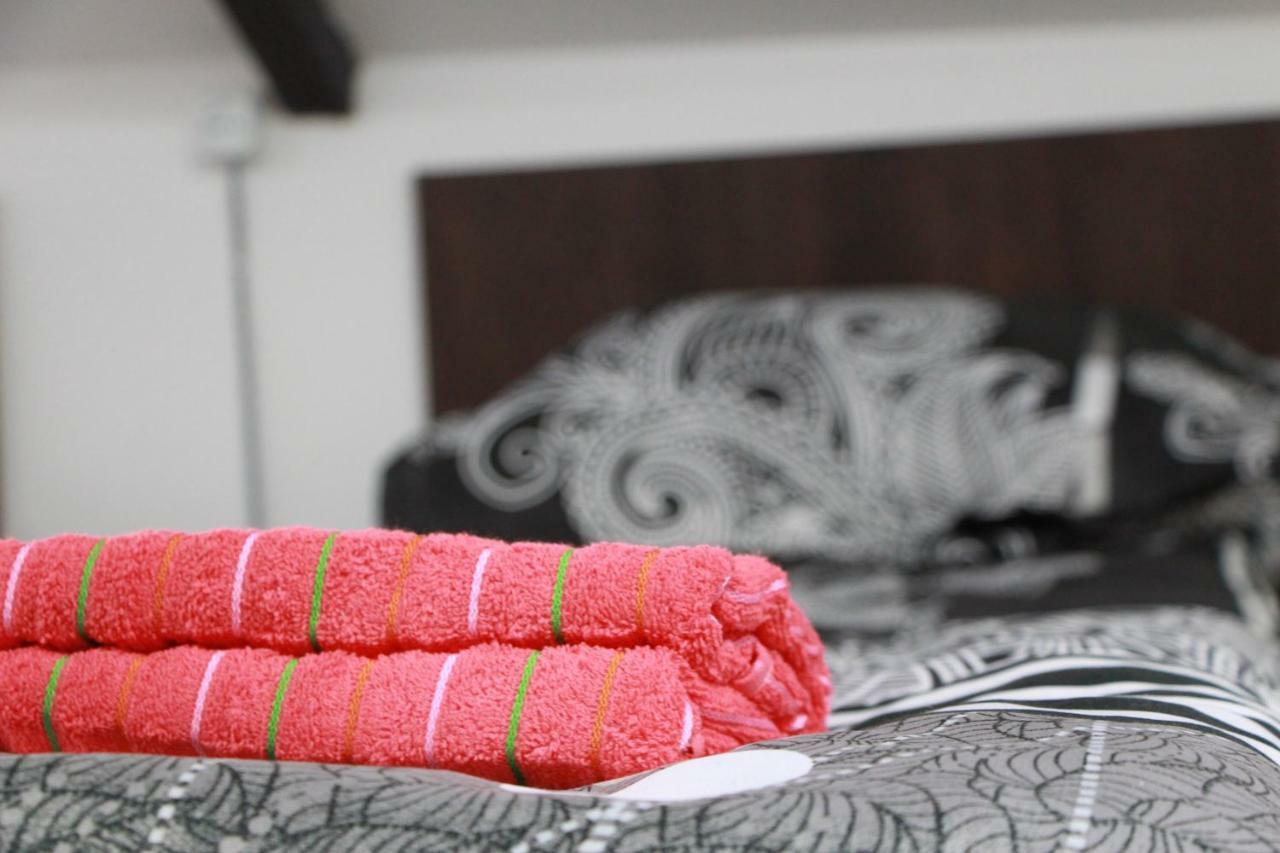 Sheni Hostel Тбілісі Екстер'єр фото